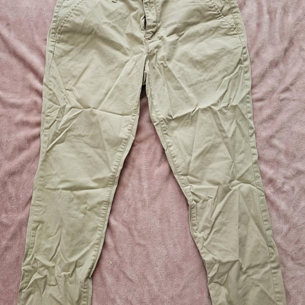 khaki's - Picture 2 of 6